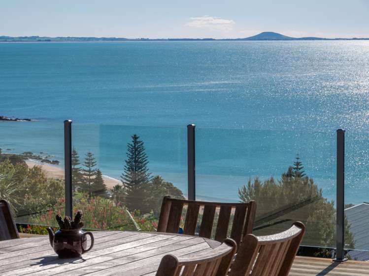 47 Seaview Road Cable Bay_17