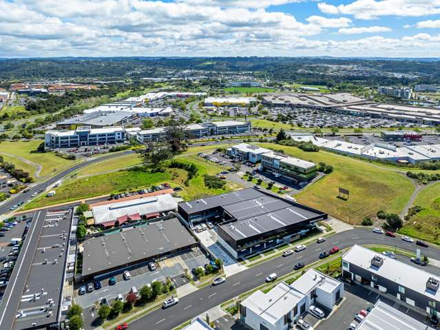 14/8 Oracle Drive Albany_3