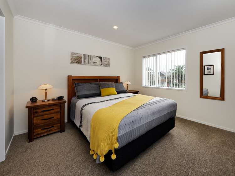 69 Buckley Avenue Hobsonville_11