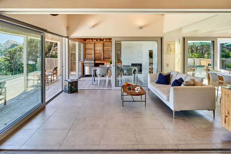 16 Bothamley Lane Titahi Bay_7