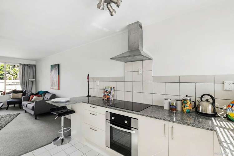 2/40 Bertrand Road Mount Wellington_2