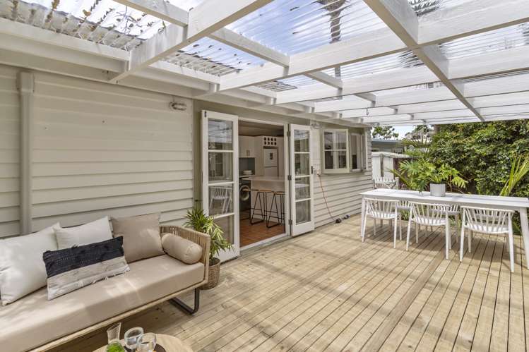 667 Huia Road Parau_22