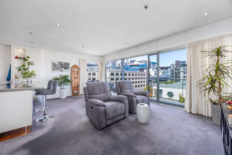 501/125 Customs Street West_3