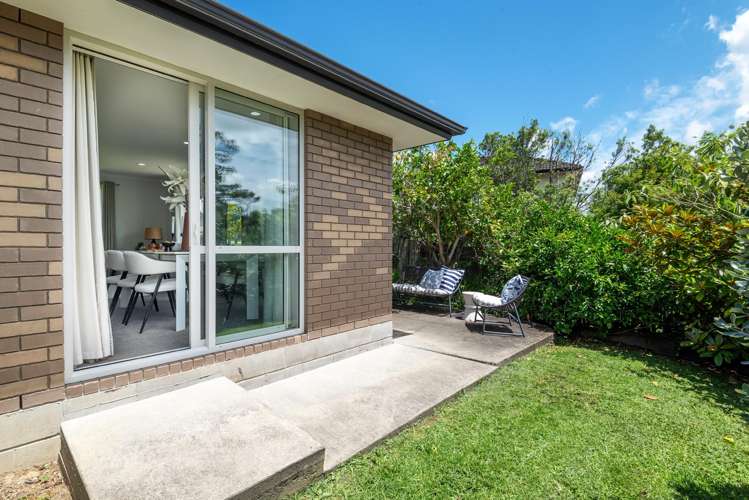 35 & 35A Aberley Road Schnapper Rock_13