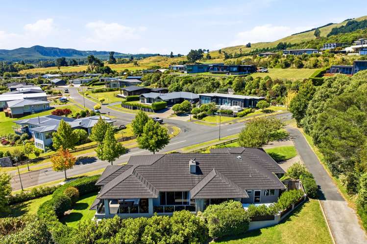 1 Locheagles Rise Kinloch_30