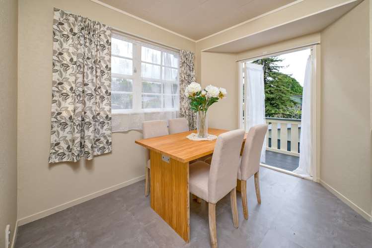 27 Fairdale Avenue Red Hill_3