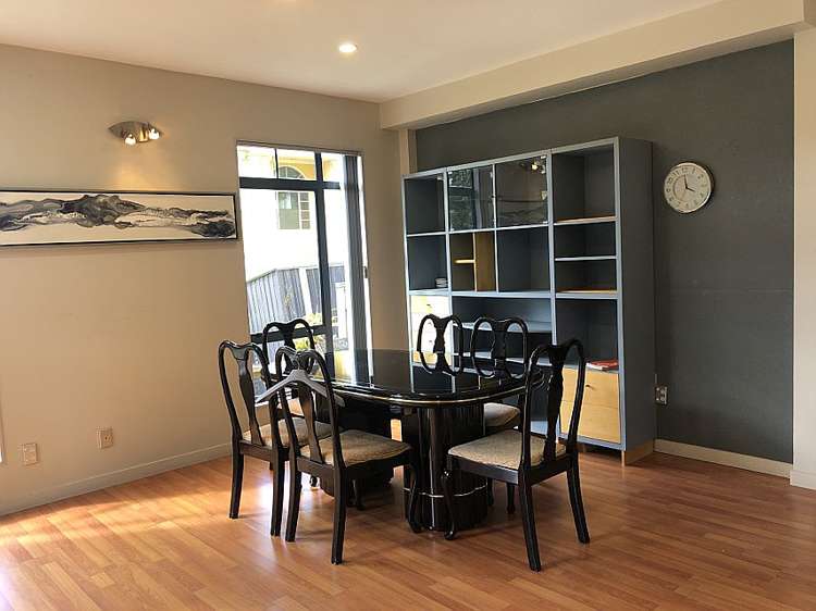 11 Ian Marwick Place Birkenhead North Shore City Houses for Rent