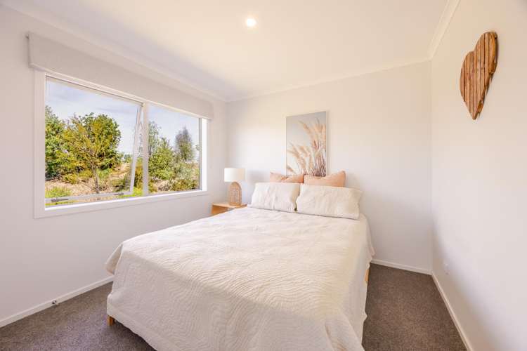 1 Country Lane Waipawa_11