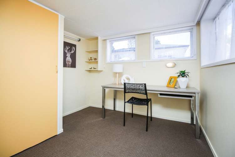 10 Sylvan Crescent Te Atatu South_12