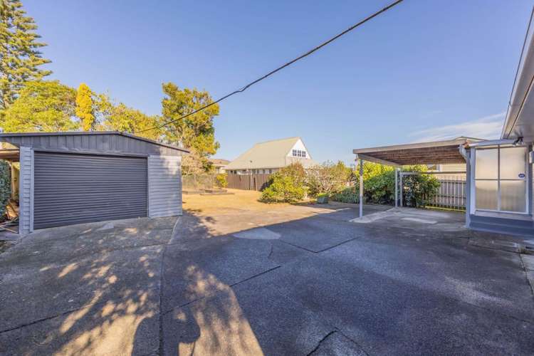 4 Murray Road Te Atatu Peninsula_9