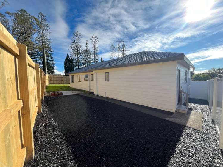 45 Glenview Road Glen Eden_16