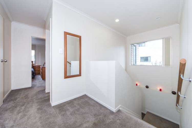 7 Vanhest Way Ranui_21