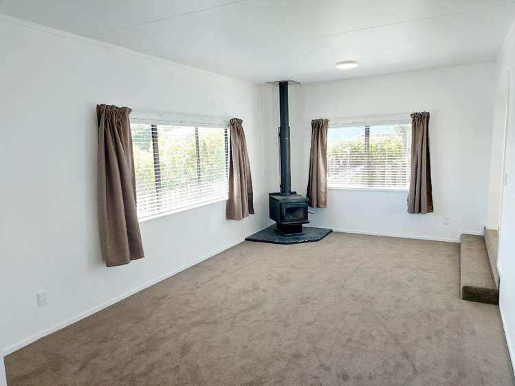 33 Tawa Street 11201_2