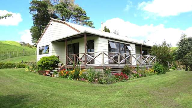 Family Home And A Big Shed