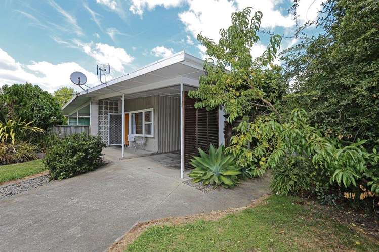 241 Kenilworth Road Mayfair_11