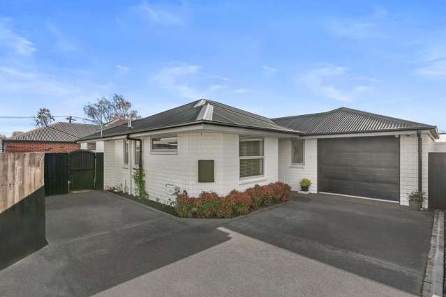 Stylish, Standalone & Oh So Spacious!