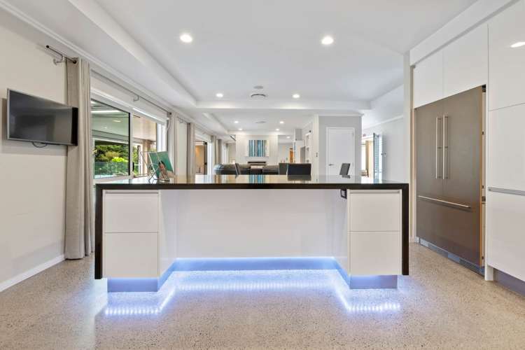 105 Whangaparaoa Road Red Beach_20