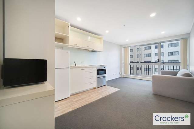 913/53 Cook Street 10015_3