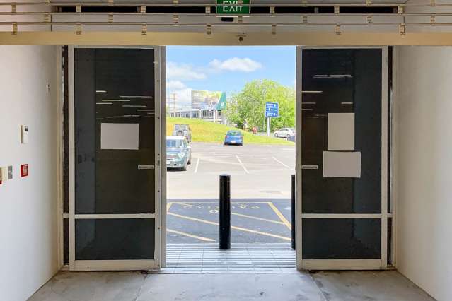 Unit 2/10-12 Ratanui Street Henderson_3