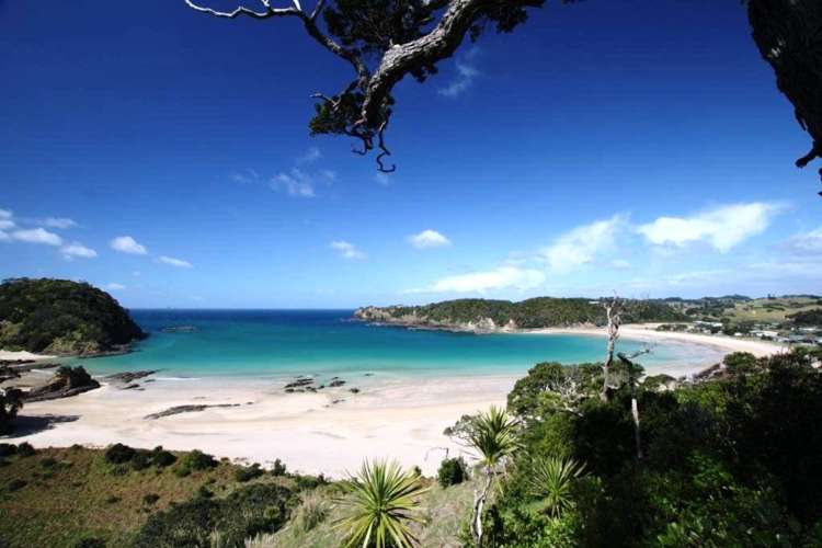 14 Galbraith Street Matapouri_12