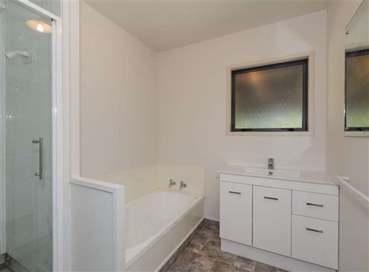 2 Waugh Lane Huntly_6