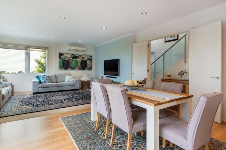 131 Kowhai Road Mairangi Bay_11