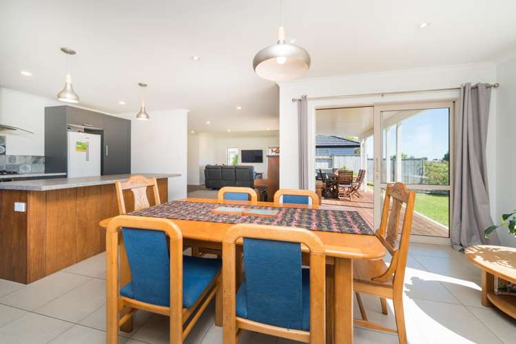 6 Silkwood Place Fitzherbert_12