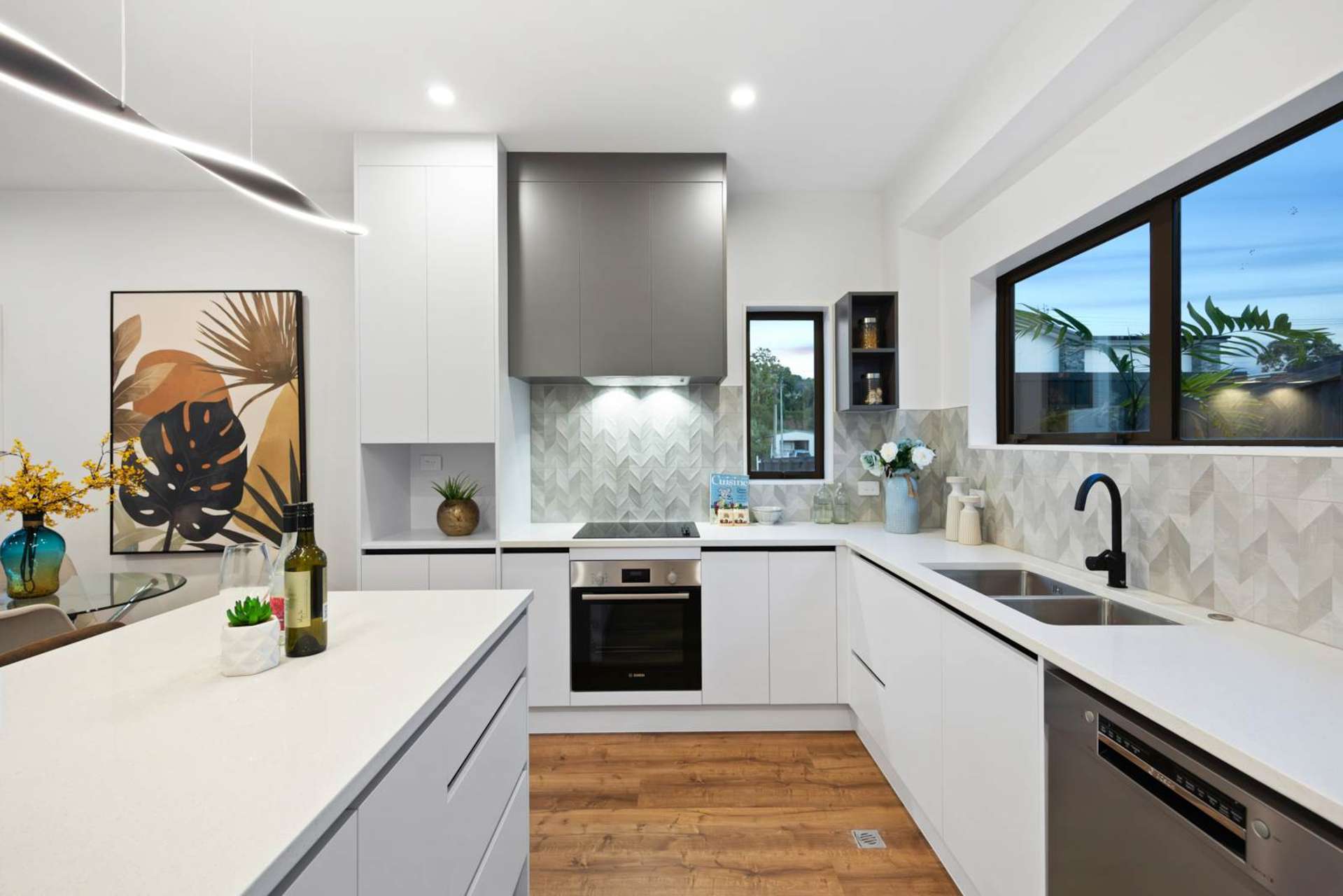 2/81 Vodanovich Road Te Atatu South_0
