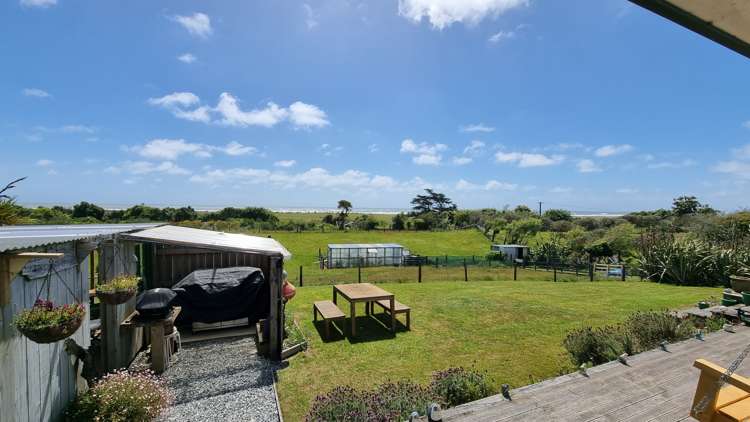 72 Havill Drive Hokitika_22