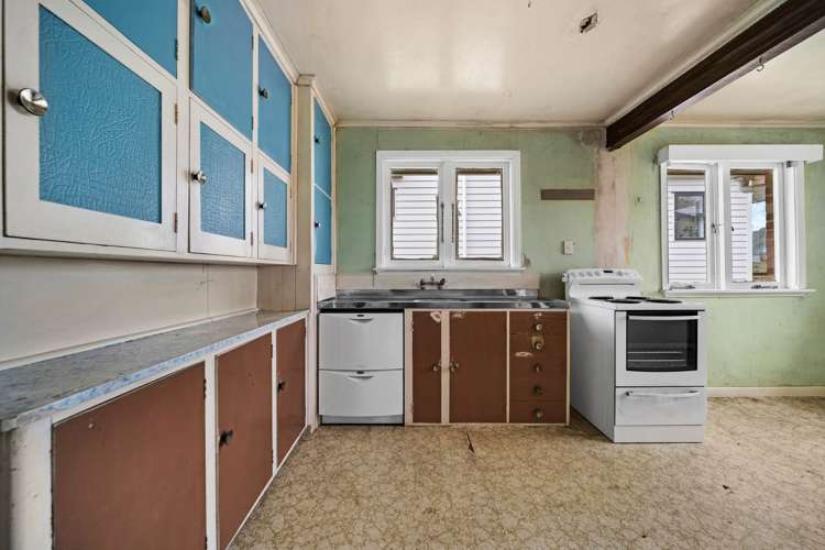 66 Staveley Avenue Hillsborough_8