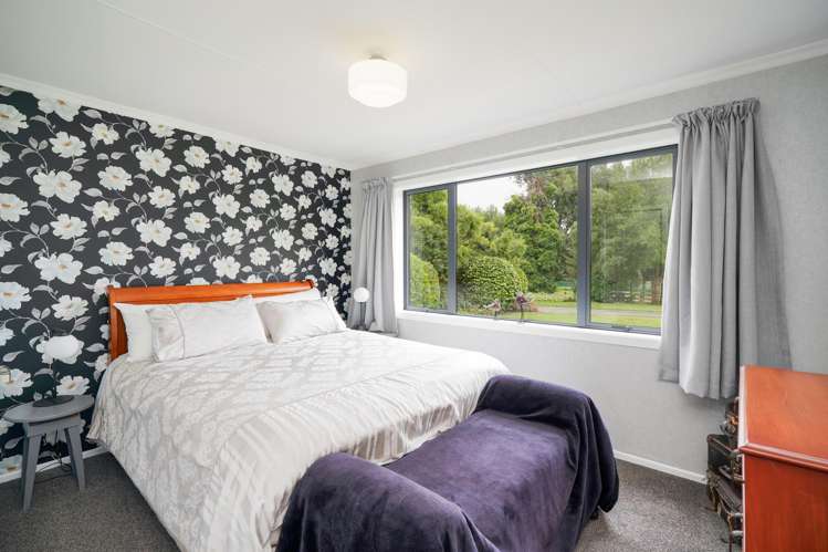 224 Mill Road South Seaward Bush_22