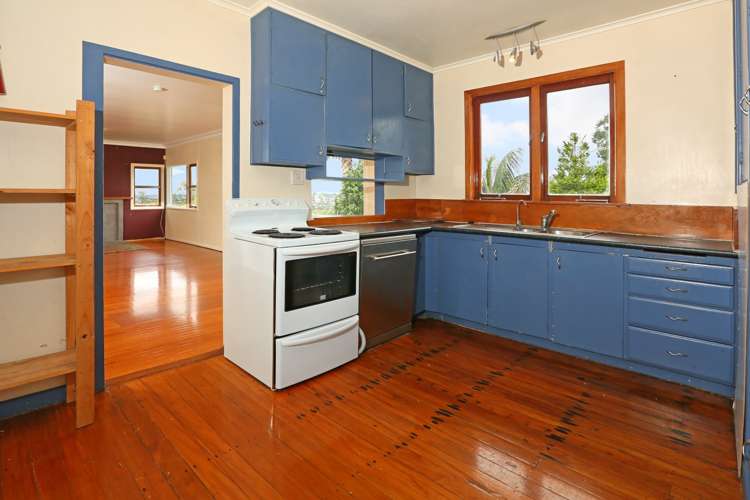 114 Glengarry Road Glen Eden_15