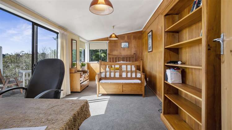 1325 East Coast Road Redvale_15