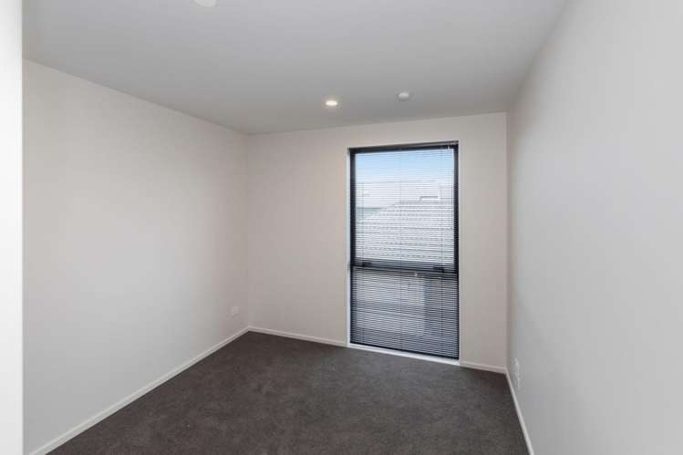 1/50 Peverel St Riccarton_11