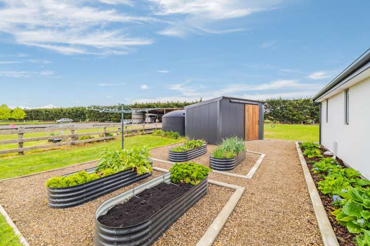 3/162 Knights Road West Melton_21