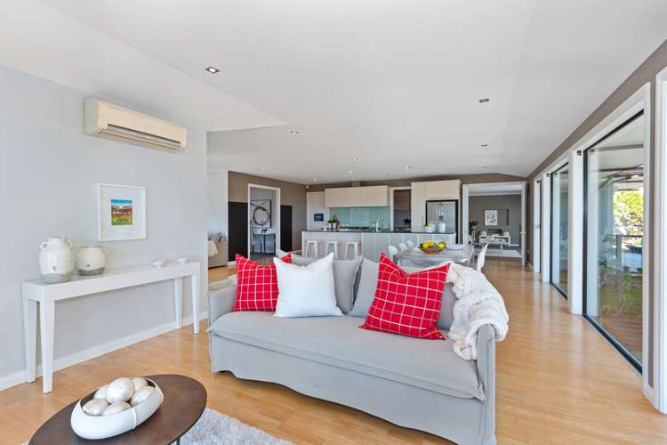 8 Maurice Knowles Lane Cashmere_5