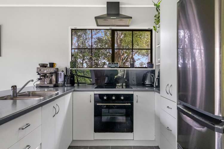 21 Greenfield Road Pollok_11