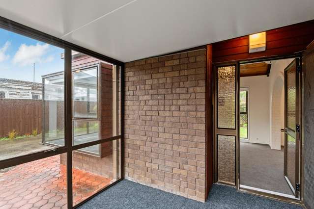 2/146 Stanmore Road Linwood_2