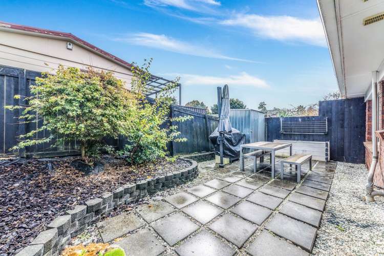 2/63 Landscape Road Mount Eden_8