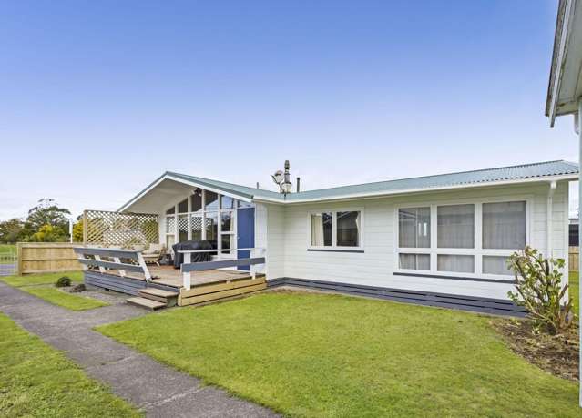 Lockwood Gem - Rural Small-Town Living