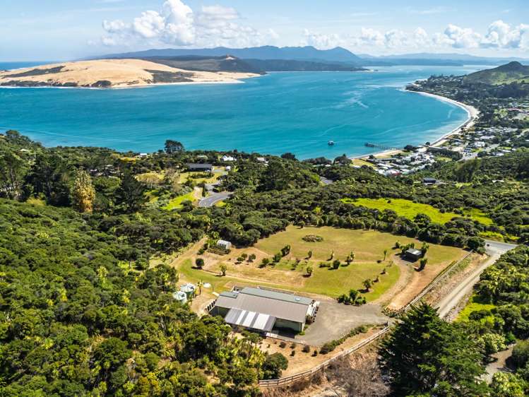 8 Te Hunoke Road Omapere_19