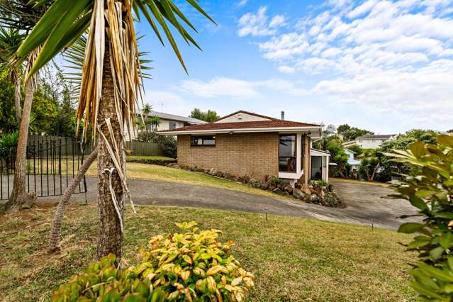 15 Montague Place Onerahi_2