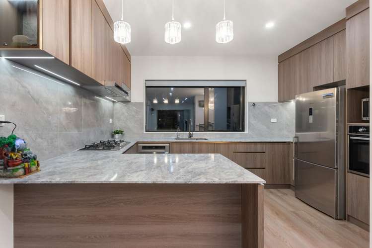137 Keri Vista Rise Papakura_6
