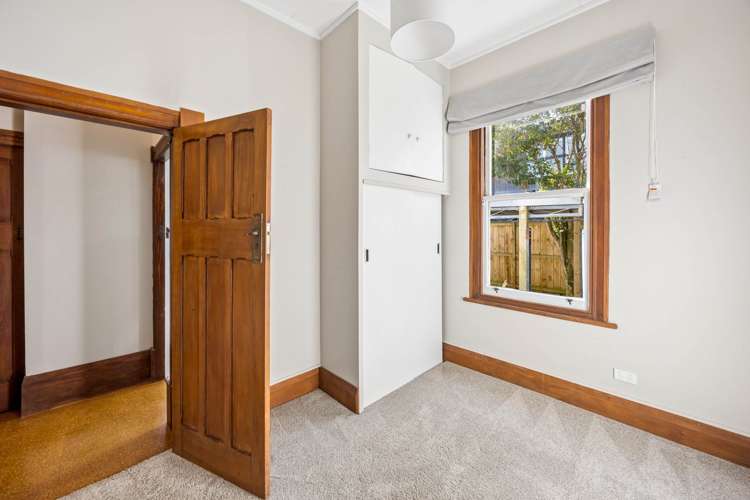 128 The Drive Epsom_11