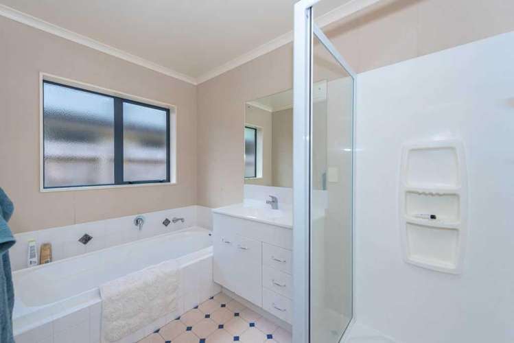 72 Nielsen Gardens Rototuna_8