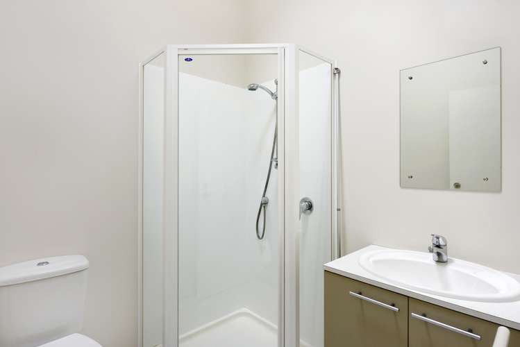 4 Rochdale Way Stoke_12