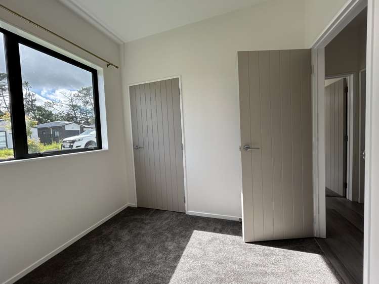 8 Rongomai Helensville_15