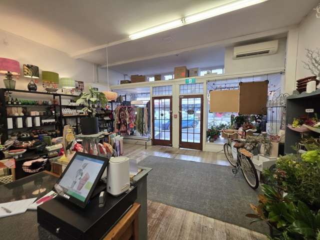 Ground/121 Jackson Street Petone_1