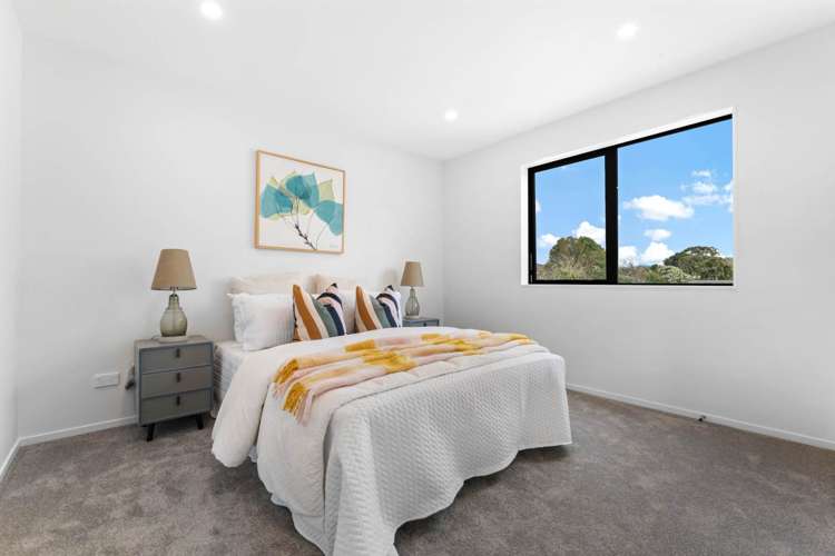 74b Riverpark Crescent Henderson_14