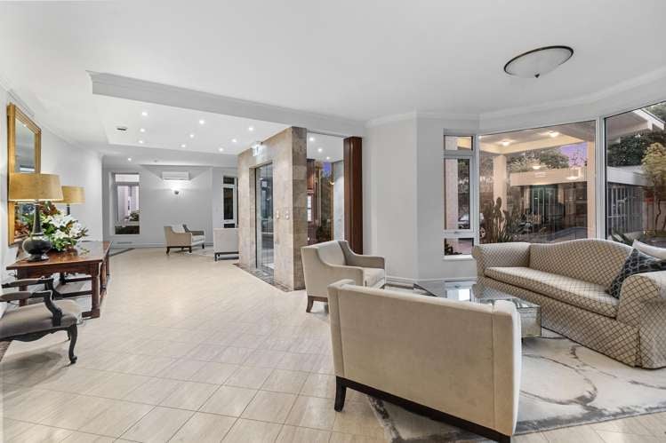 8B/75 Owens Road Epsom_6